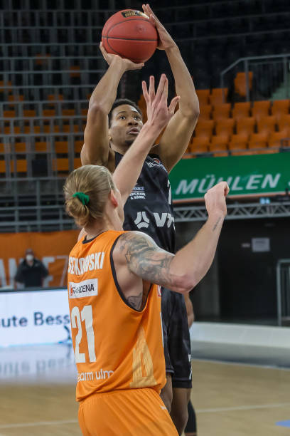 也指明了方 也指明了方